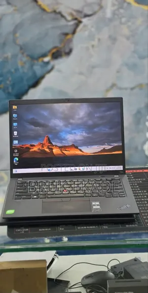 New Laptop Lenovo ThinkPad T14s Gen 1 32GB Intel Core i7 SSD 512GB