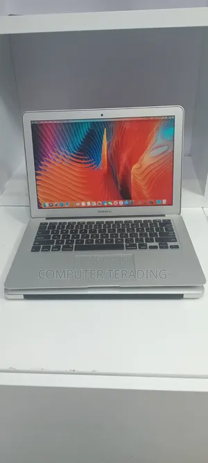 New Laptop Apple MacBook Air 2017 8GB Intel Core i5 SSD 256GB