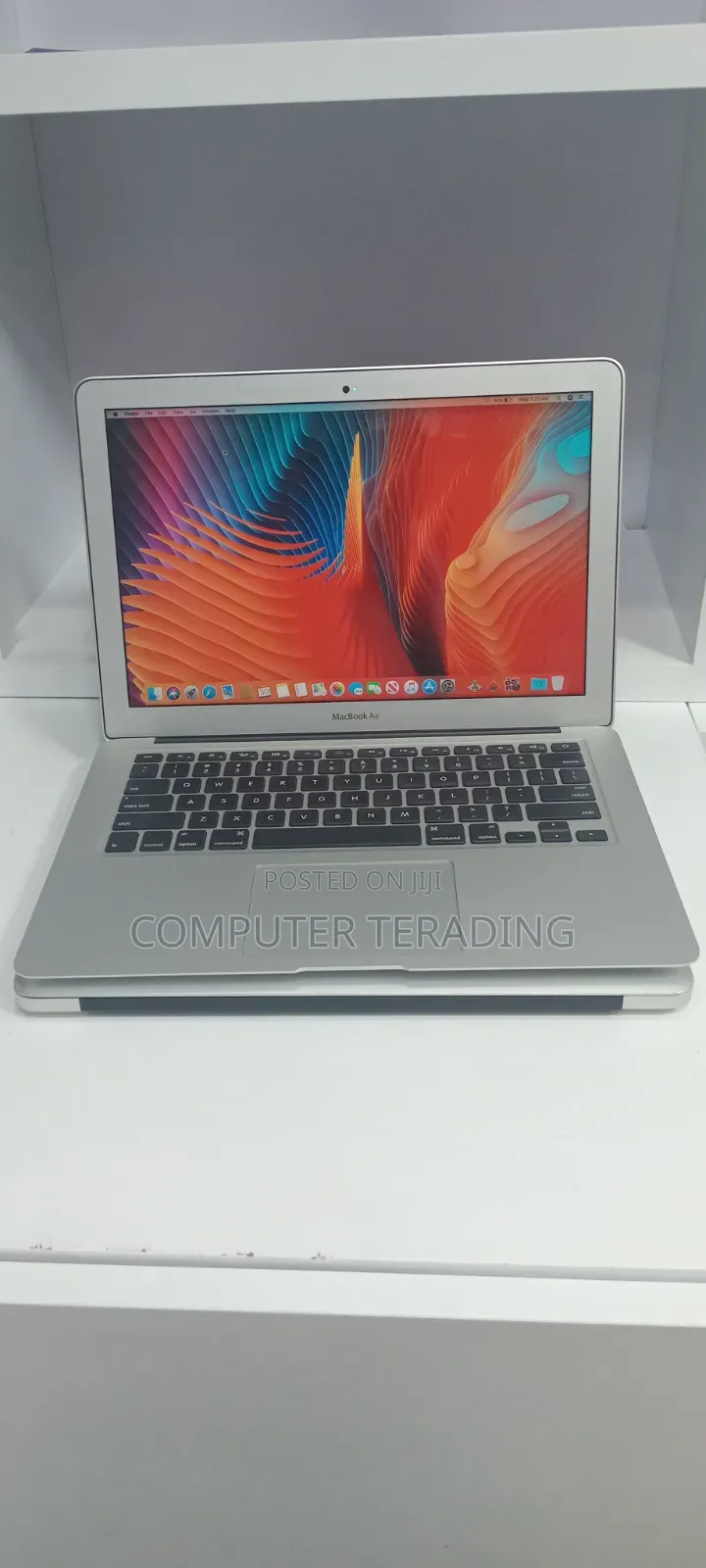 New Laptop Apple MacBook Air 2017 8GB Intel Core i5 SSD 256GB