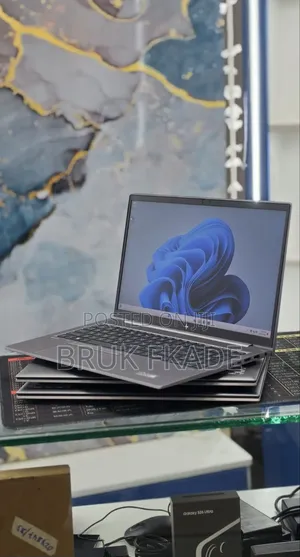 New Laptop HP ZBook 15 16GB Intel Core i5 SSD 512GB
