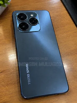 Tecno Spark 20 128 GB Black