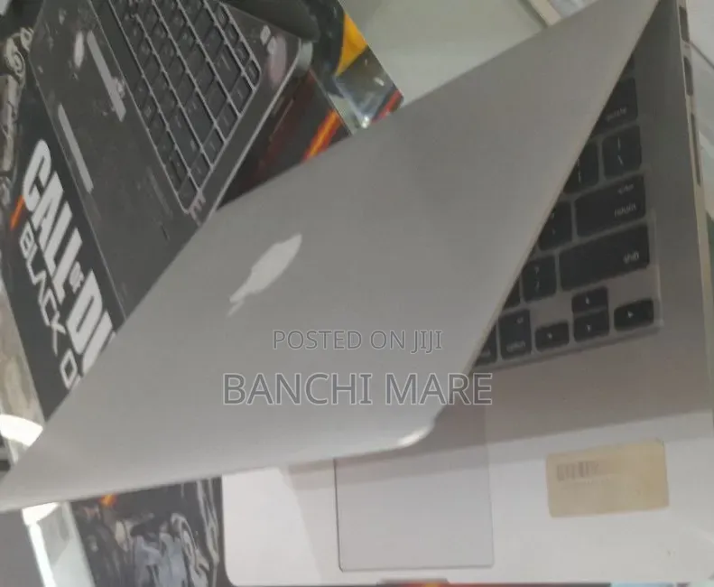 New Laptop Apple MacBook Air 2015 16GB Intel Core i5 SSD 256GB