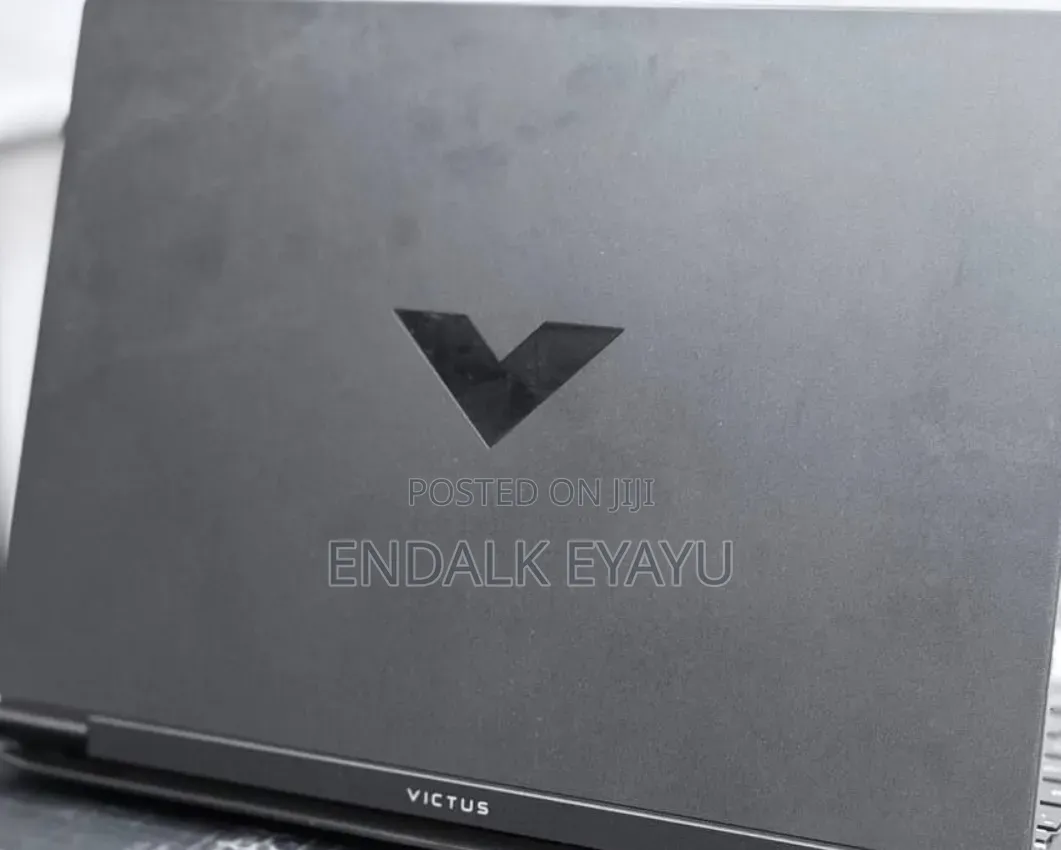 New Laptop HP Victus 15 8GB AMD Ryzen 5 SSD 512GB