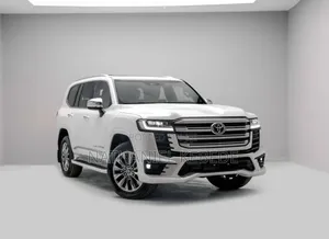 New Toyota Land Cruiser LC300 2025 White