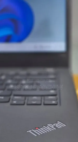 New Laptop Lenovo ThinkPad T14 G2 16GB Intel Core i7 SSD 512GB
