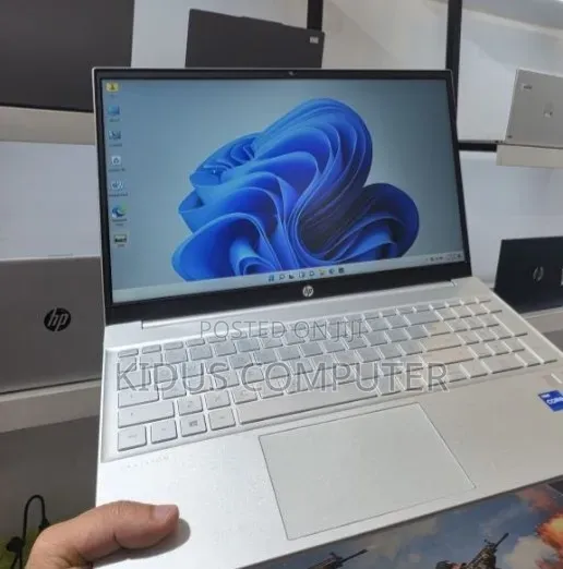 New Laptop HP Pavilion 15 16GB Intel Core i7 SSD 512GB