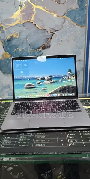 New Laptop Apple MacBook Air 2020 M1 8GB Apple M1 SSD 256GB