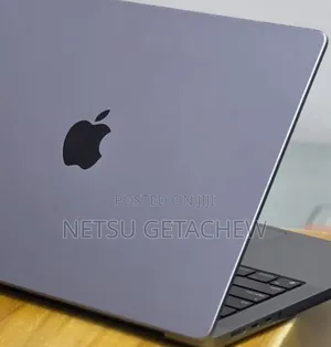 New Laptop Apple MacBook Pro 2021 M1 32GB Apple M1 Pro SSD 512GB