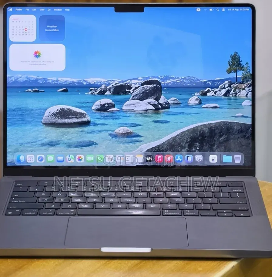New Laptop Apple MacBook Pro 2021 M1 32GB Apple M1 Pro SSD 512GB
