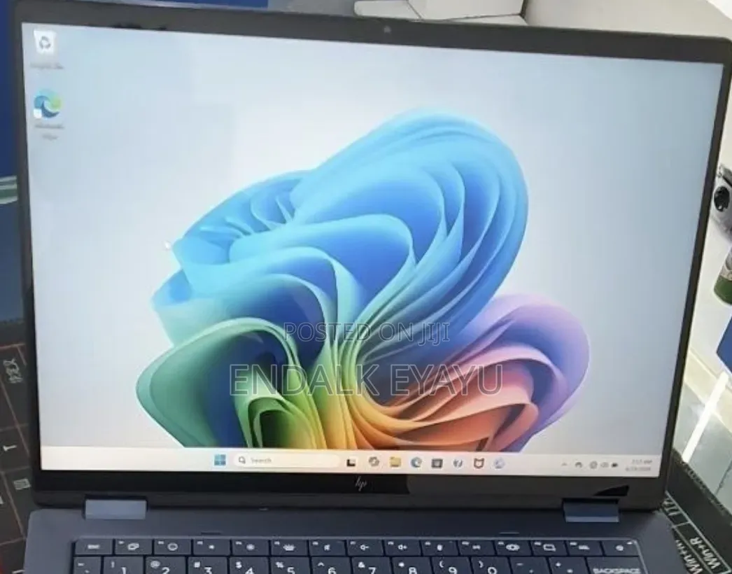 New Laptop HP OmniBook X Flip 14" 16GB Intel Core Ultra 7 SSD 1T
