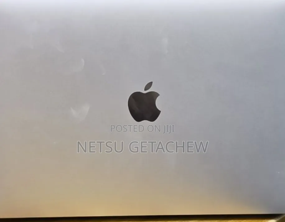 New Laptop Apple MacBook Air 2020 M1 8GB Apple M1 SSD 256GB