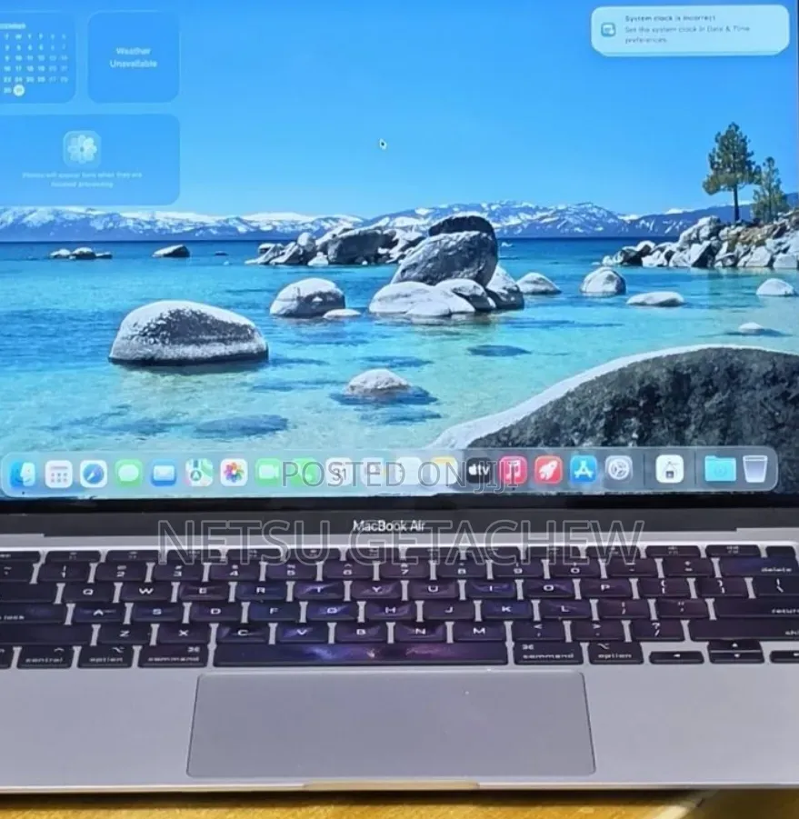 New Laptop Apple MacBook Air 2020 M1 8GB Apple M1 SSD 256GB