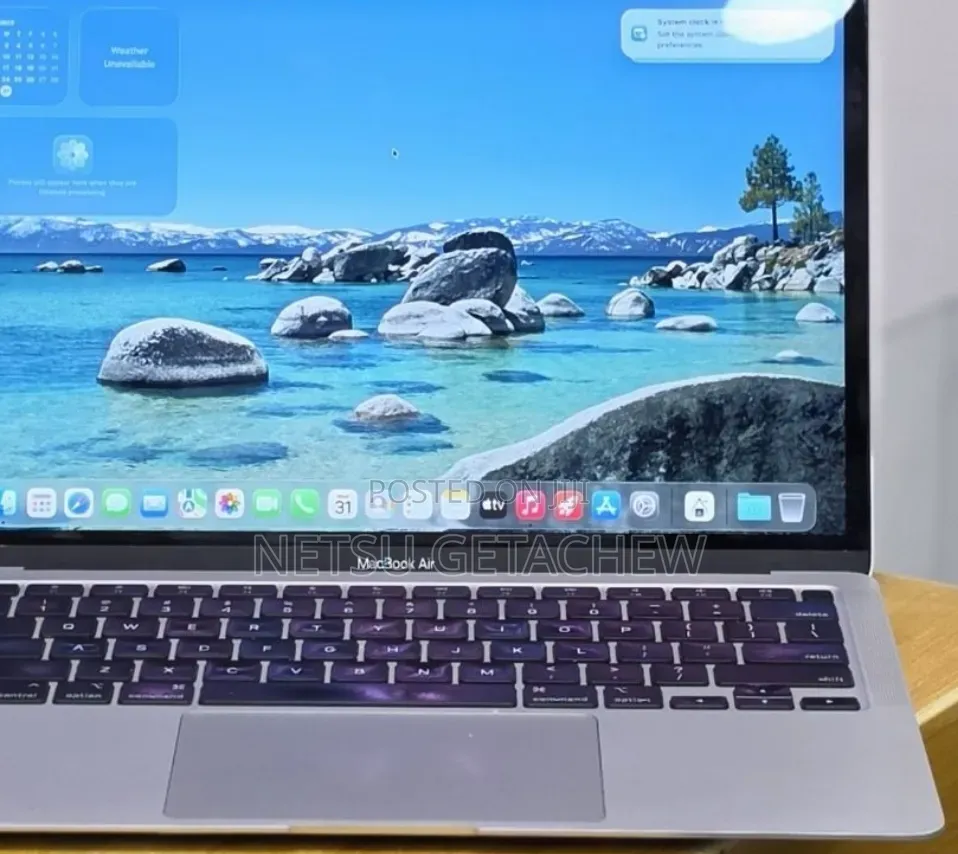New Laptop Apple MacBook Air 2020 M1 8GB Apple M1 SSD 256GB