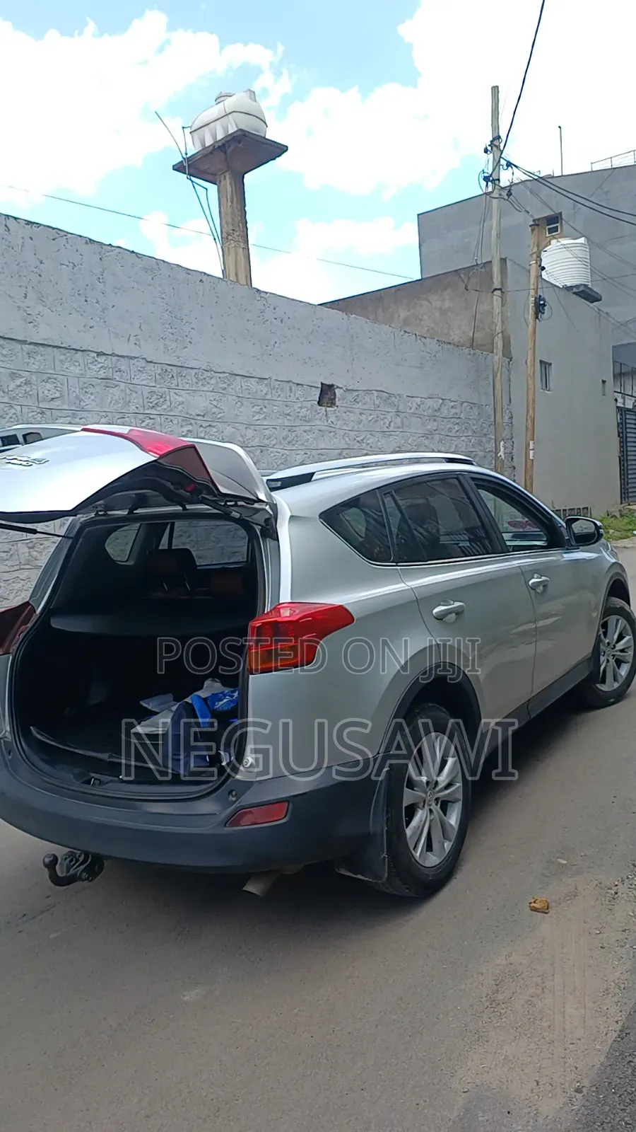 Toyota RAV4 LE 4dr SUV (2.5L 4cyl 6A) 2014 Silver