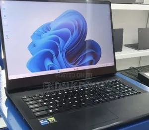 New Laptop MSI GP75 Leopard 16GB Intel Core i7 SSD 512GB
