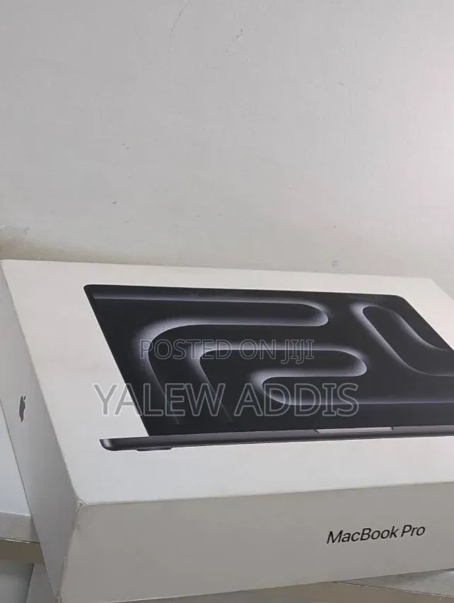 New Laptop Apple MacBook Pro 2024 M4 Pro 24GB Apple M4 SSD 1T