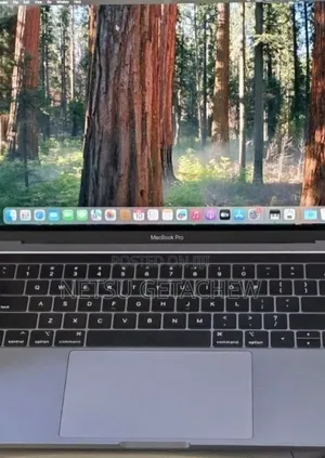 New Laptop Apple MacBook Pro 2019 16GB Intel Core i7 SSD 512GB
