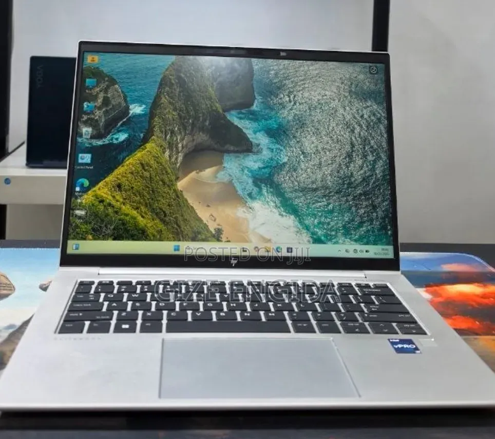 New Laptop HP EliteBook 840 G9 16GB Intel Core i7 SSD 512GB