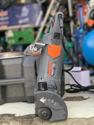 Finder 197375 Wall Chaser Pro – 2800W