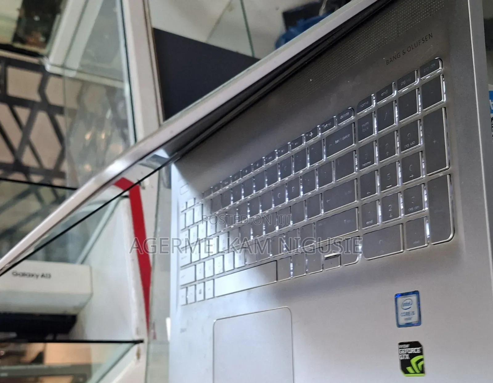 New Laptop HP Envy Pro 12GB Intel Core i5 HDD 1T
