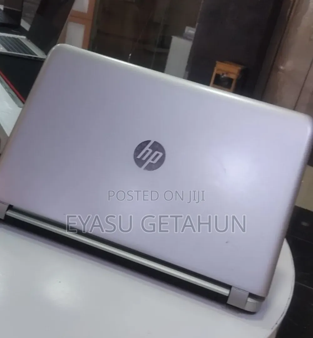 New Laptop HP Pavilion 15 8GB Intel Core i5 HDD 1T