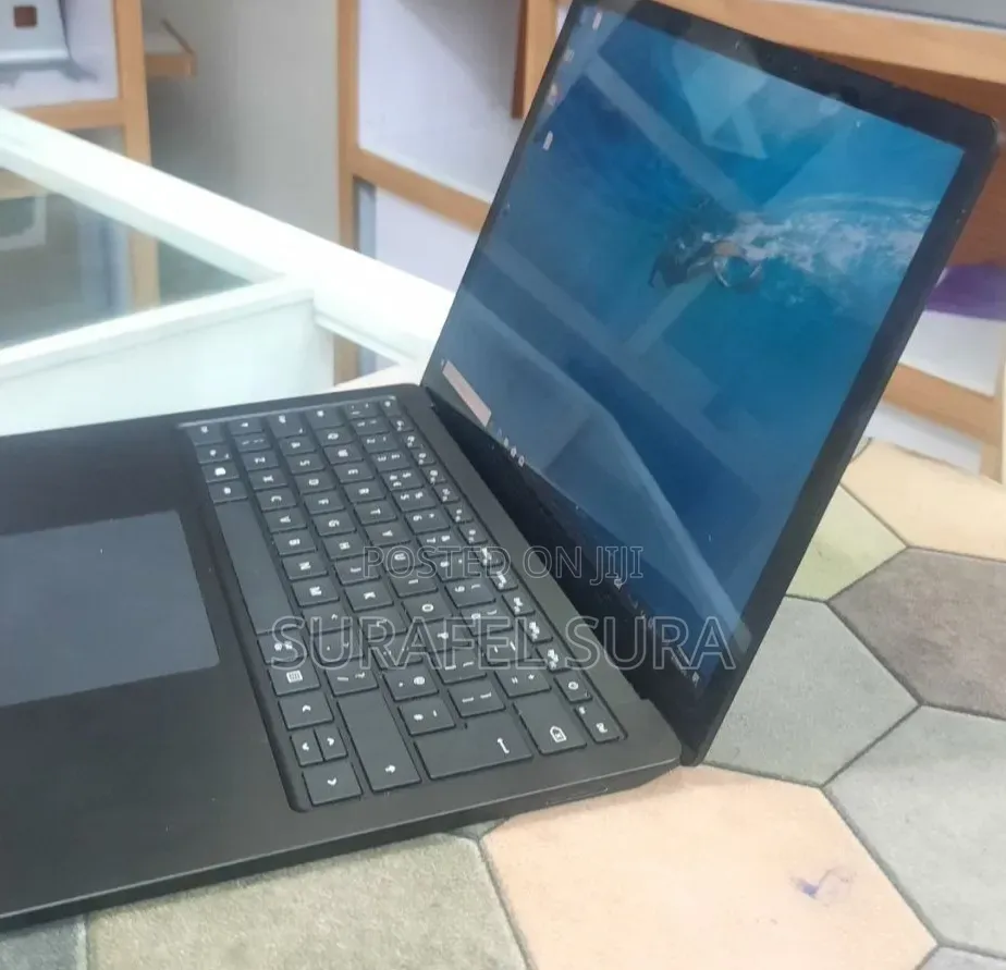 New Laptop Microsoft Surface Laptop 4 16GB Intel Core i7 SSD 512GB