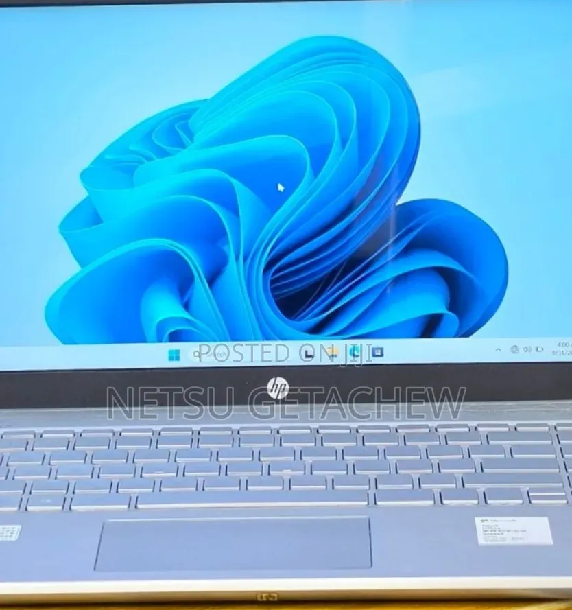 New Laptop HP Pavilion 15 8GB Intel Core i5 SSD 512GB