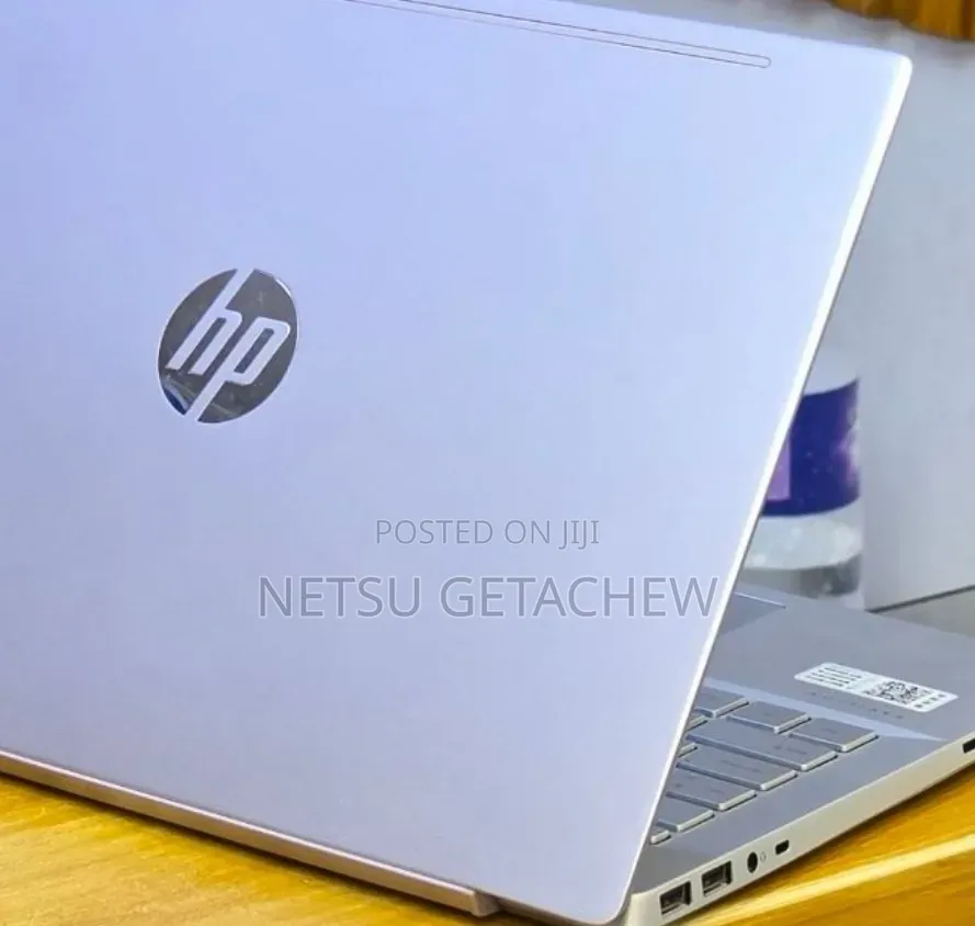 New Laptop HP Pavilion 15 8GB Intel Core i5 SSD 512GB