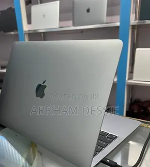 New Laptop Apple MacBook Air 2020 M1 8GB Apple M1 SSD 256GB
