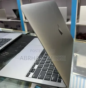 New Laptop Apple MacBook Air 2020 M1 8GB Apple M1 SSD 256GB