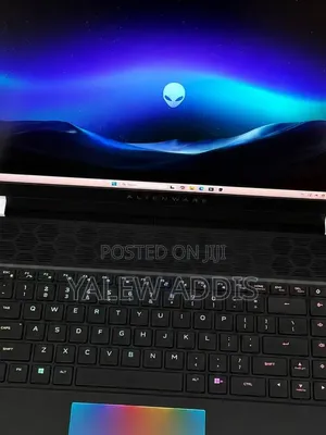 New Laptop Alienware X16 r1 32GB Intel Core i9 SSD 1T