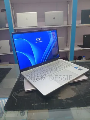 New Laptop HP 16GB Intel Core i5 SSD 1T