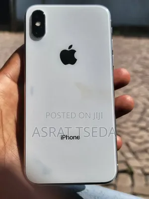 Apple iPhone X 64 GB White