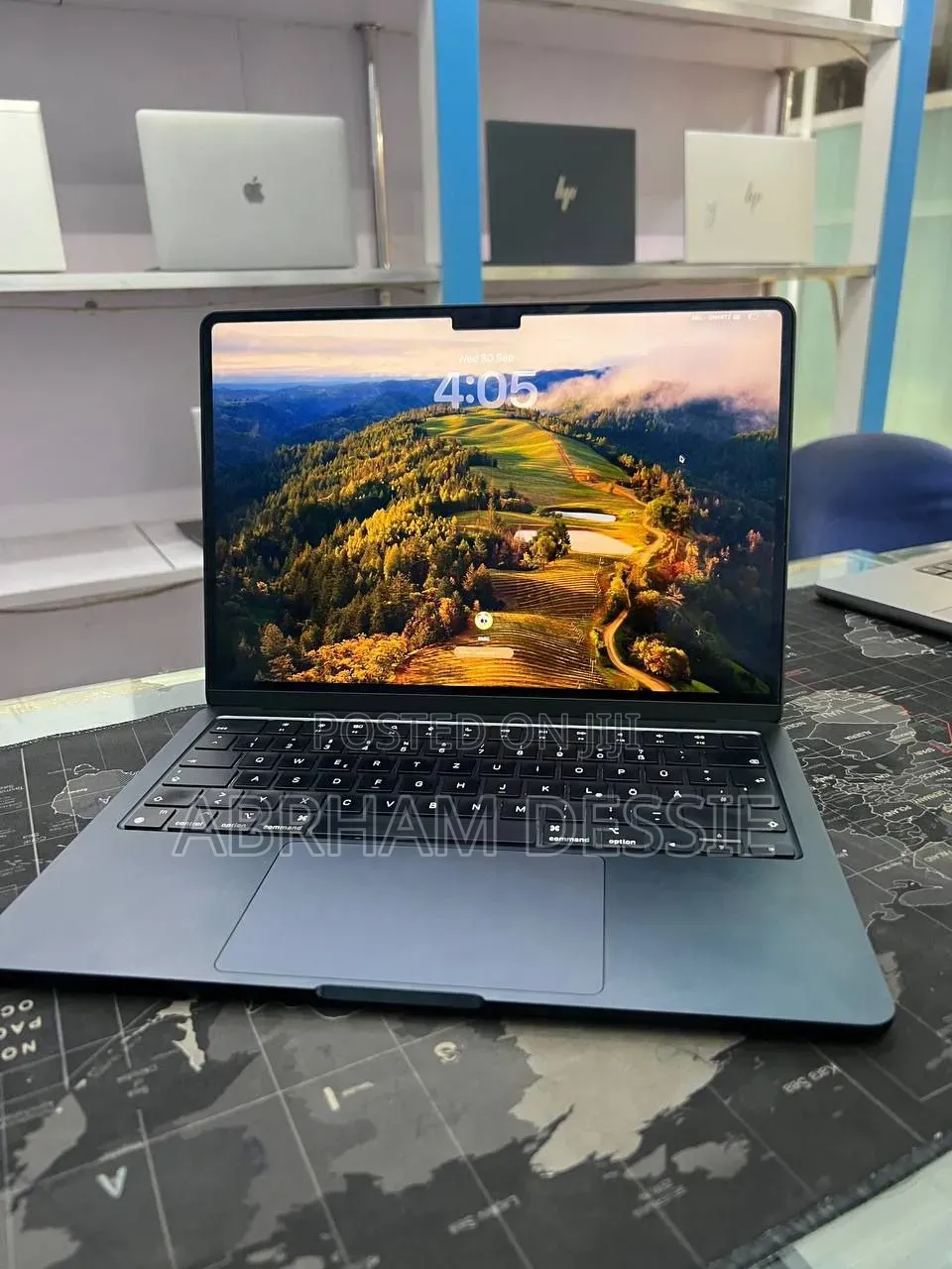 New Laptop Apple MacBook Air 2022 M2 16GB Apple M2 SSD 512GB