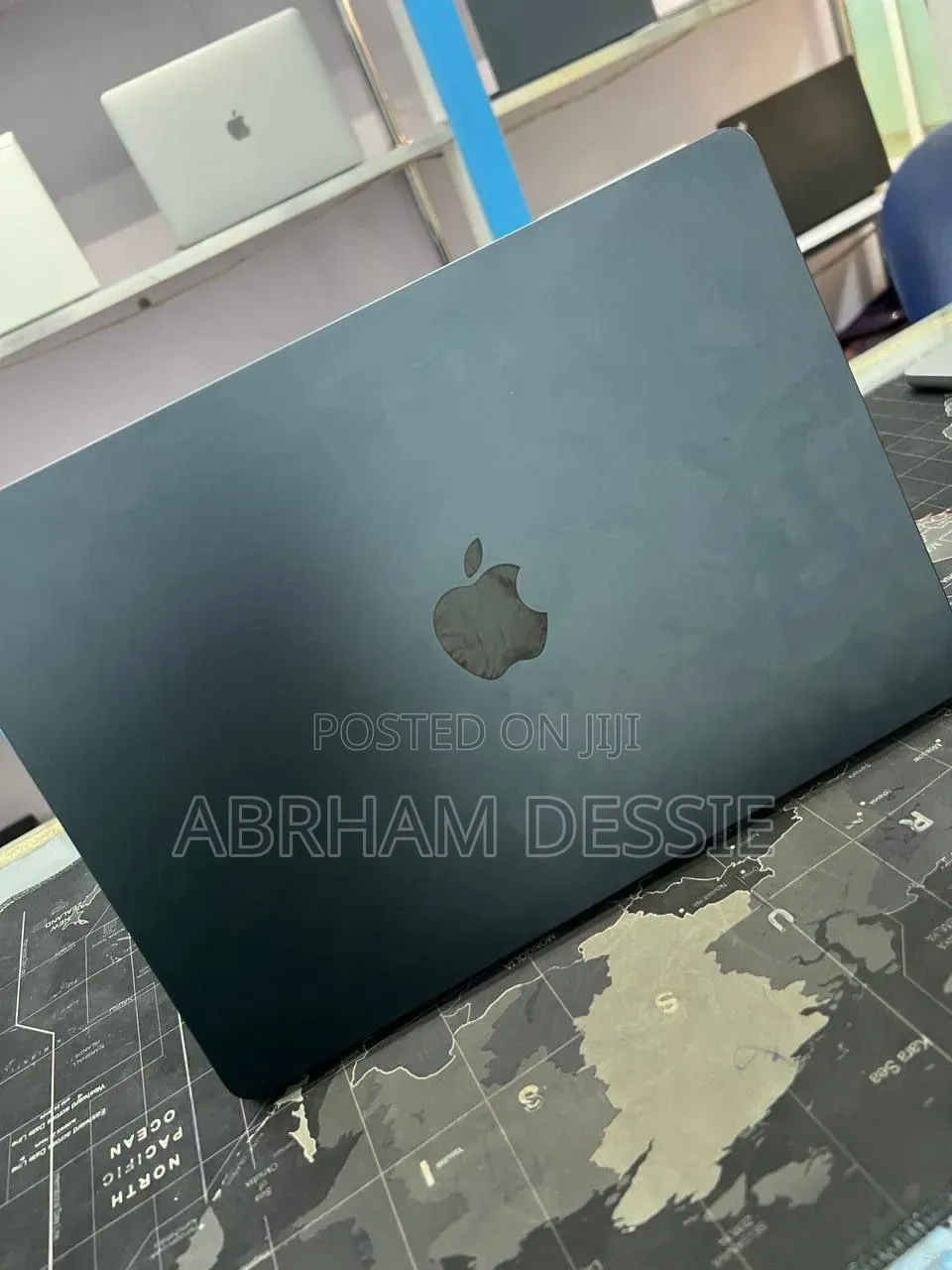 New Laptop Apple MacBook Air 2022 M2 16GB Apple M2 SSD 512GB