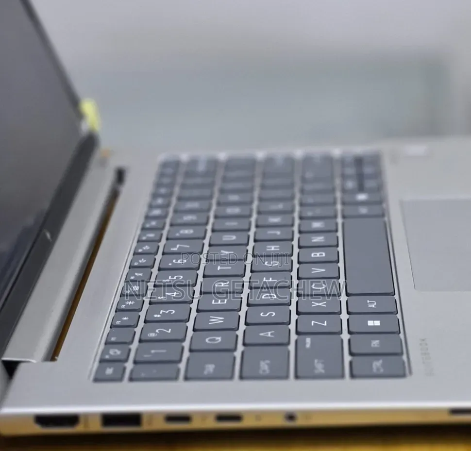 New Laptop HP EliteBook 640 G11 16GB Intel Core Ultra 5 SSD 512GB