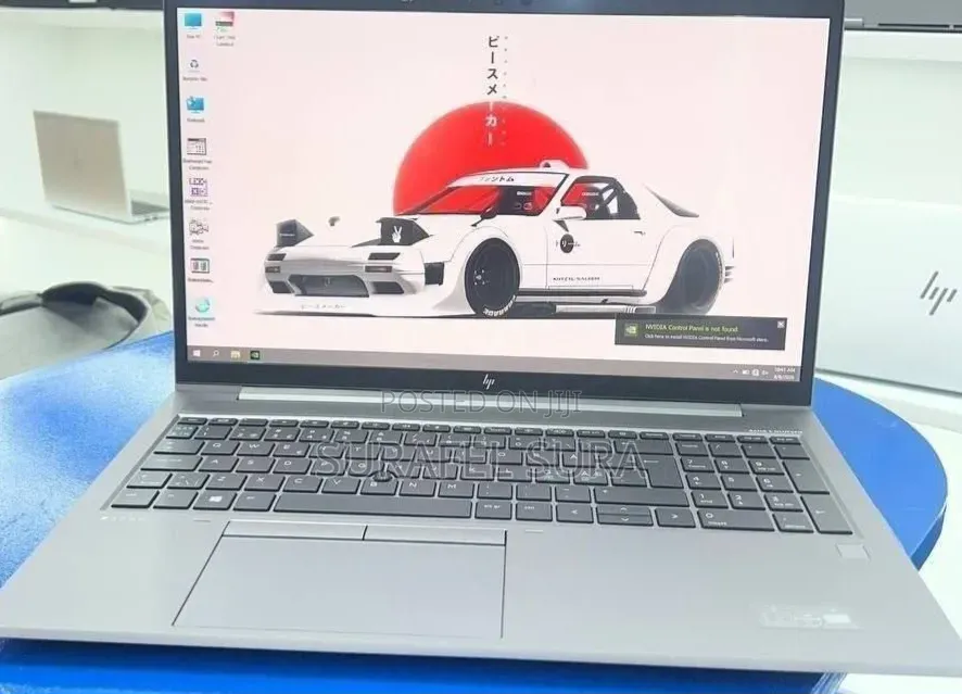 New Laptop HP ZBook Firefly G8 16GB Intel Core i7 SSD 512GB