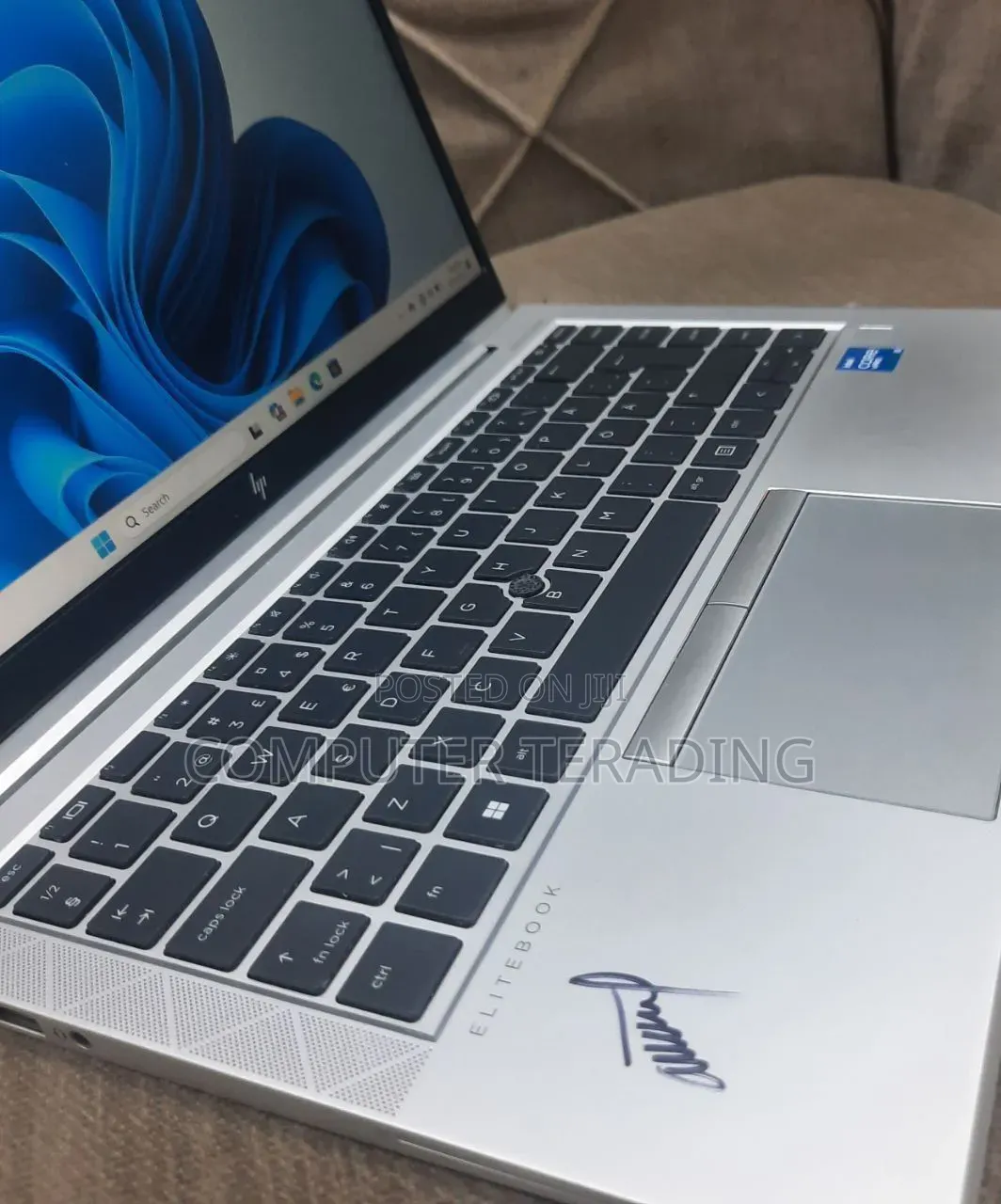 New Laptop HP EliteBook 840 G8 16GB Intel Core i5 SSD 512GB