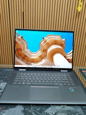 New Laptop HP Spectre Xt 15 16GB Intel Core i7 SSD 512GB