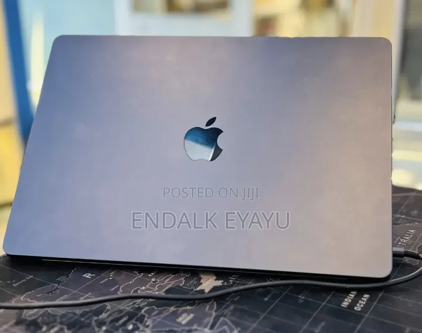 New Laptop Apple MacBook Air 8GB Apple M3 SSD 256GB