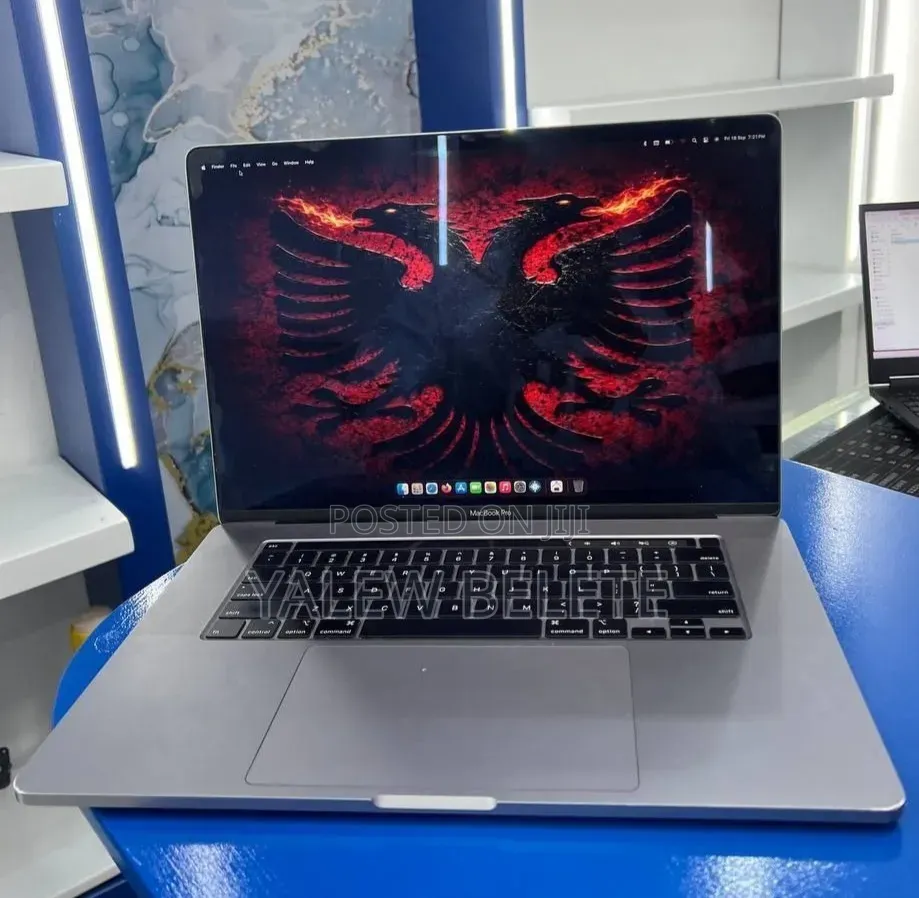 New Laptop Apple MacBook Pro 2019 32GB Intel Core i9 SSD 1T