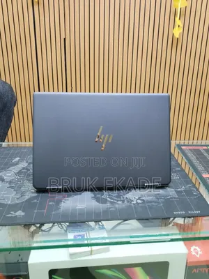 New Laptop HP Spectre X360 16GB Intel Core i7 SSD 512GB