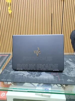 New Laptop HP Spectre X360 16GB Intel Core i7 SSD 512GB