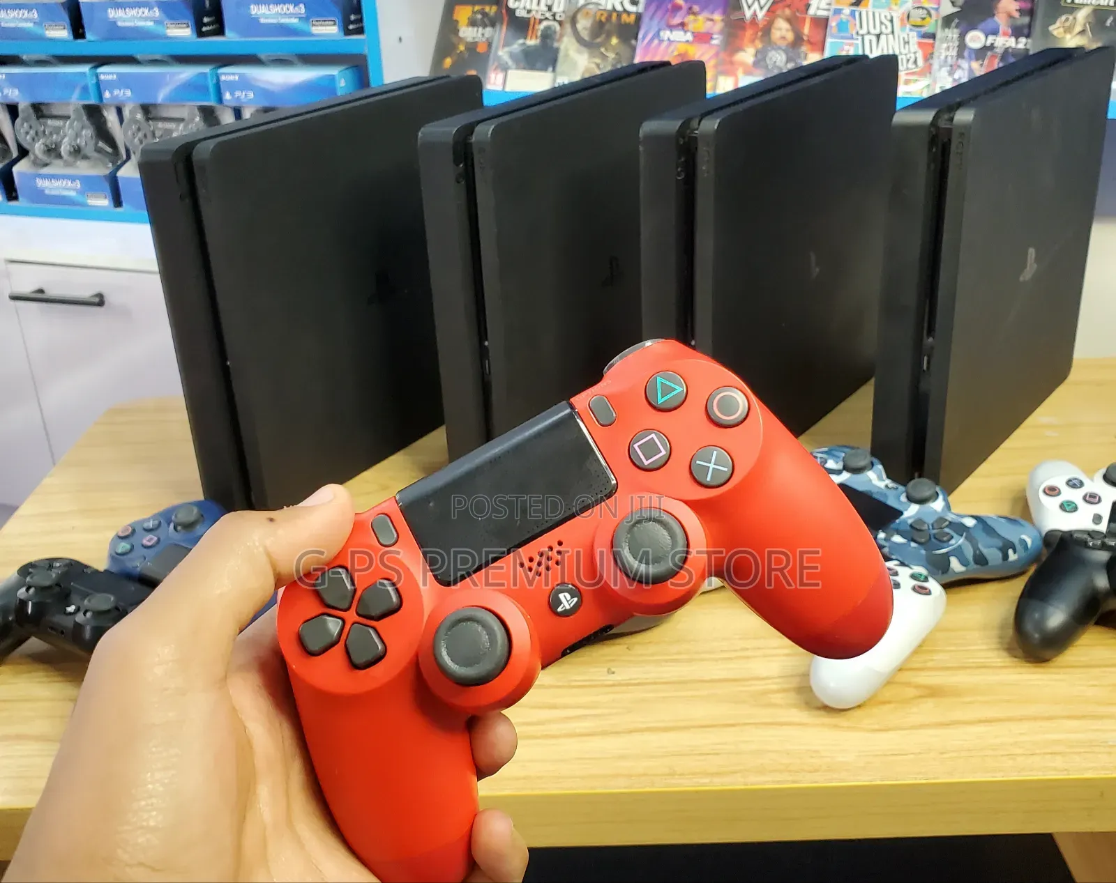 Ps 4 Slim Jailbreak | 100% ጥራት | 2 Original Joystick ከ Poland የመጣ
‎