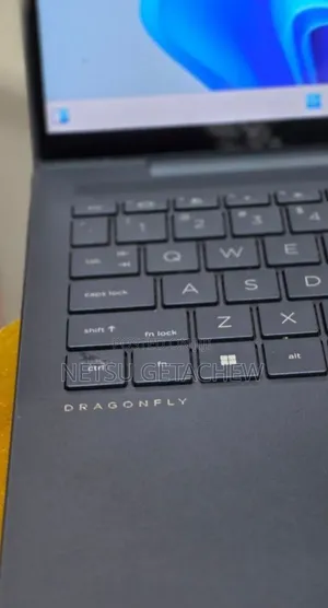 New Laptop HP Dragonfly G3 16GB Intel Core i7 SSD 512GB