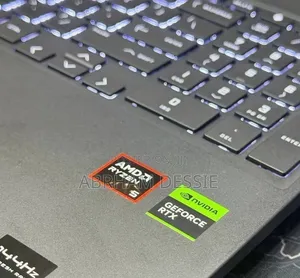 New Laptop HP 8GB AMD Ryzen 5 SSD 512GB