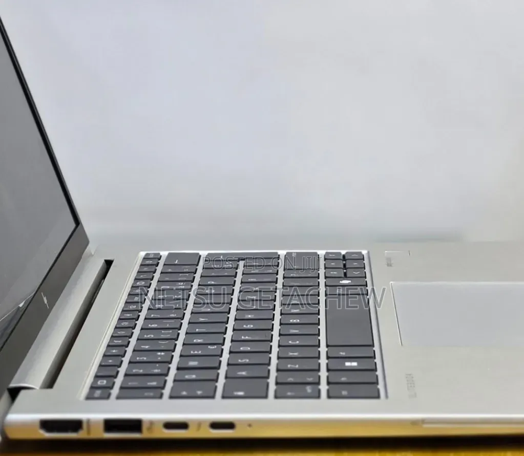 New Laptop HP EliteBook 840 G11 16GB Intel Core Ultra 7 SSD 512GB