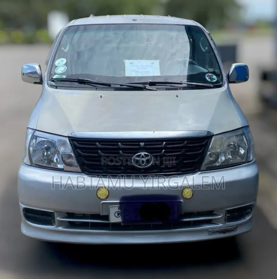 Toyota HiAce 2008 Silver