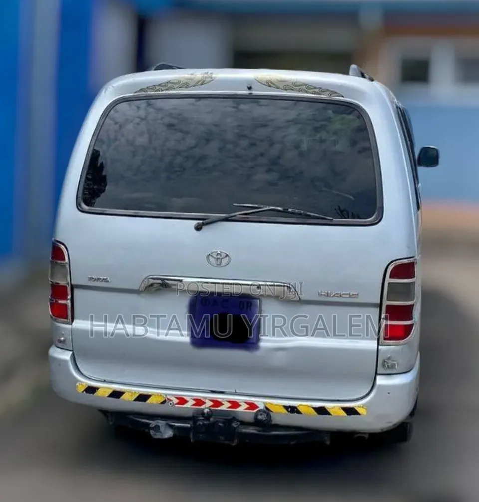 Toyota HiAce 2008 Silver