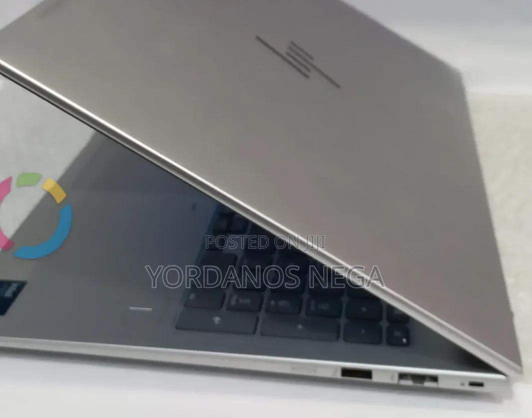 New Laptop HP EliteBook 660 G11 16GB Intel Core Ultra 7 SSD 512GB